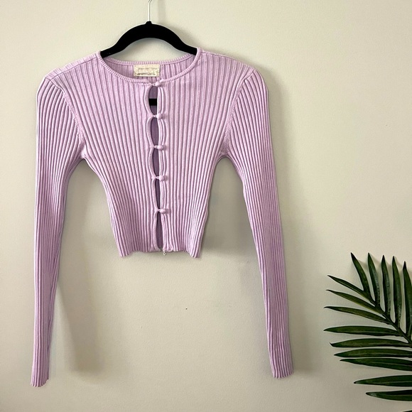Slight cropped purple open button up top. Urban outfitters. Only worn once - Picture 1 of 1